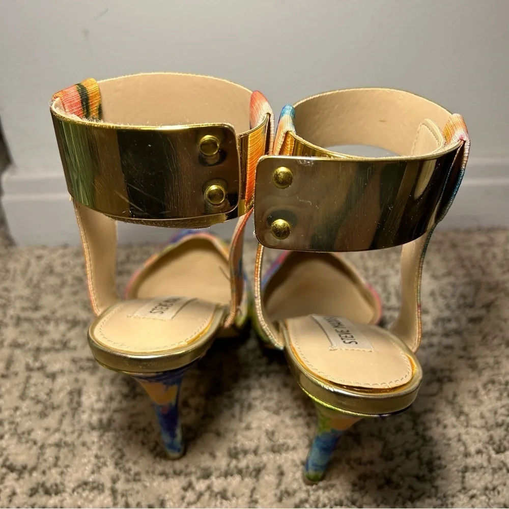 Steve Madden Peggie Tie-Dye Pointed Toe Gold Ankle Strap Heels Size 7.5